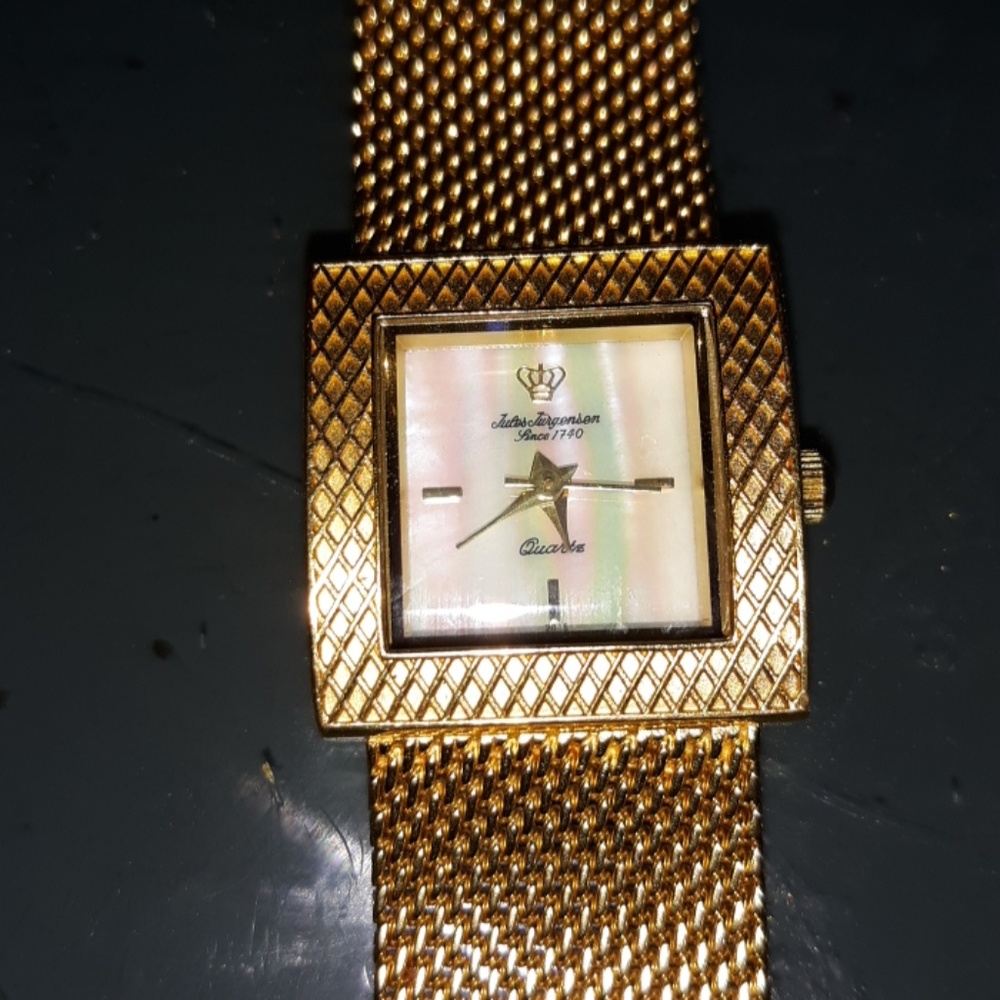 Womens dress watch